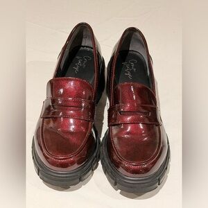 Crown Vintage Shiny Burgundy Loafers